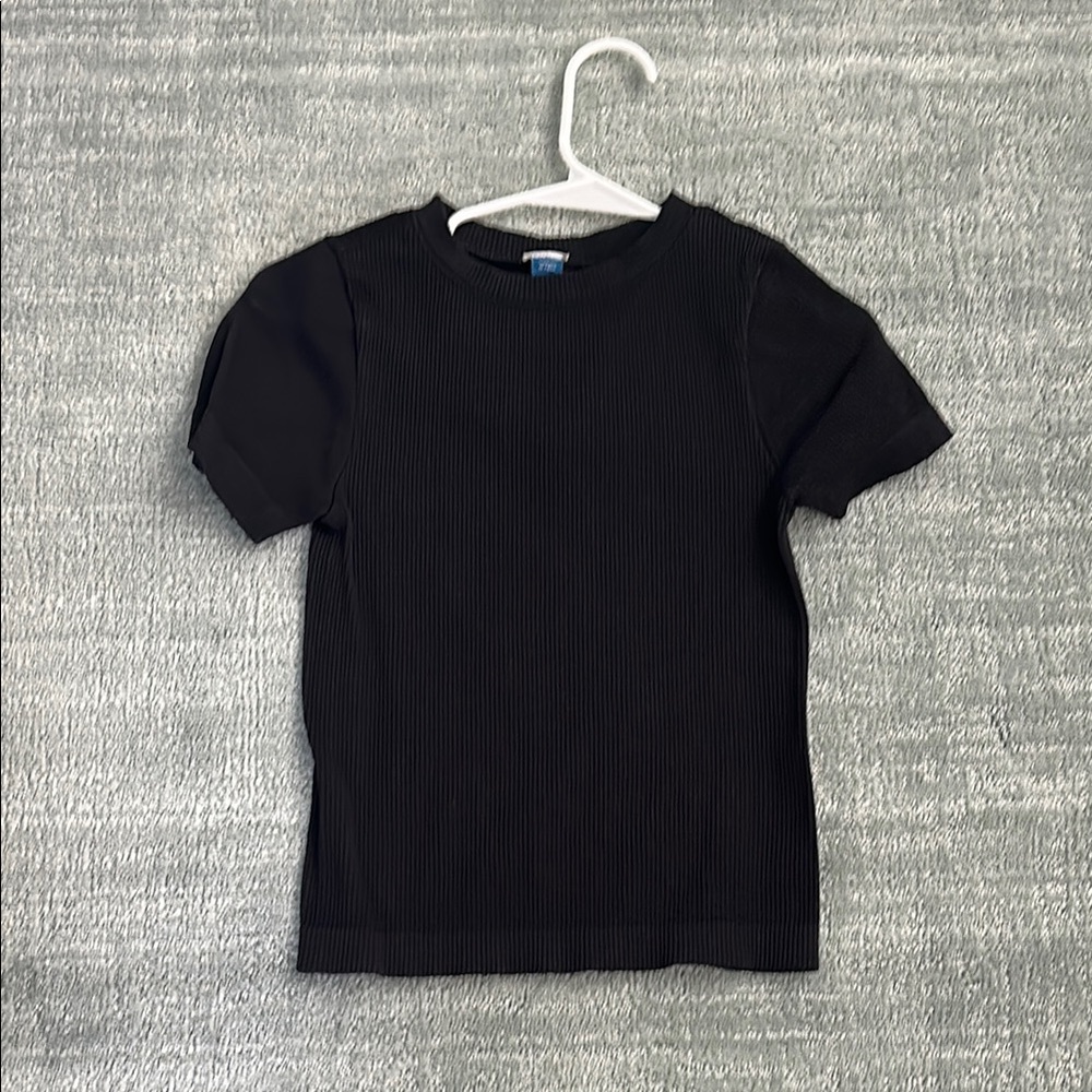 Black ribbed womens top